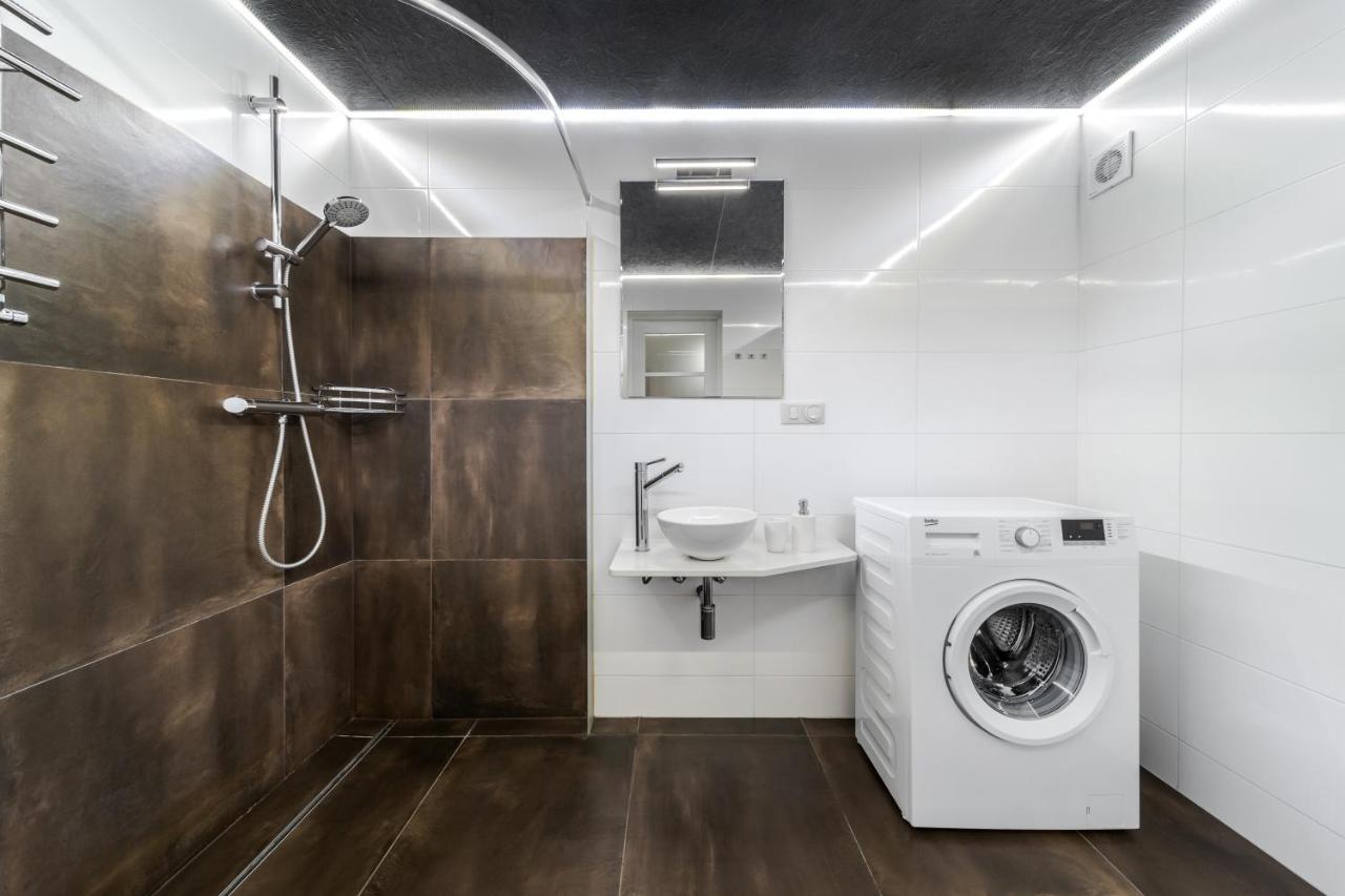 Inshiapartments On Grigorenko'S Square Lviv Bagian luar foto