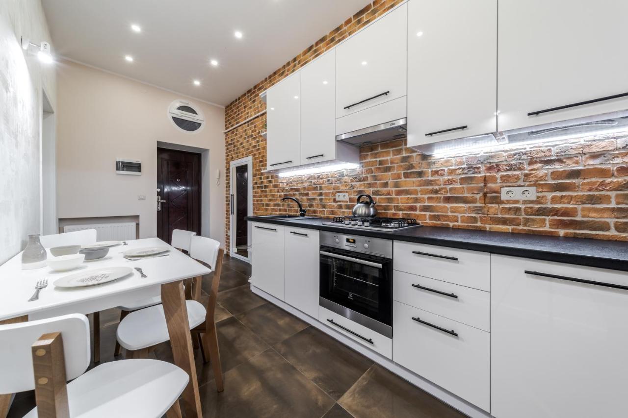 Inshiapartments On Grigorenko'S Square Lviv Bagian luar foto