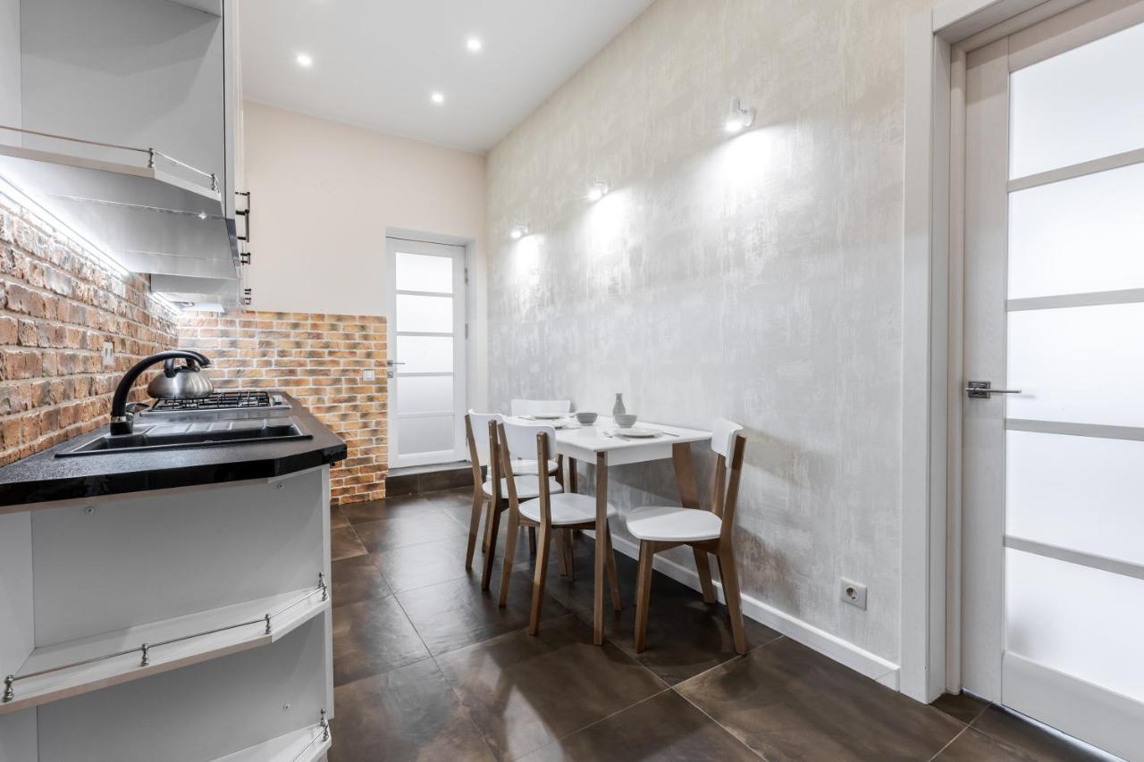 Inshiapartments On Grigorenko'S Square Lviv Bagian luar foto